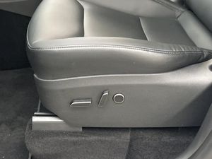 Tesla Model Y bild 14