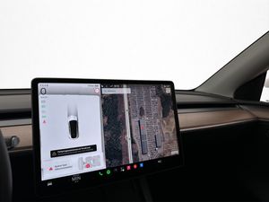 Tesla Model Y bild 20