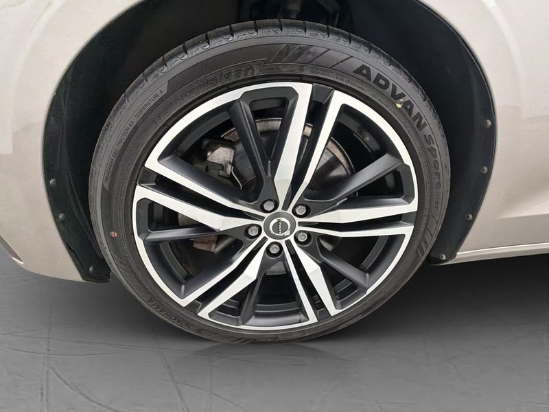 Volvo V60 bild 35