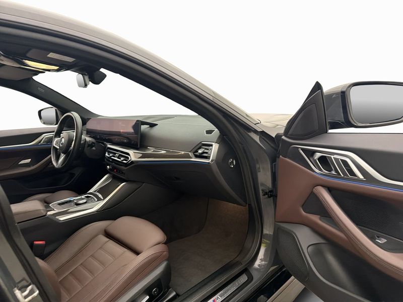 BMW i4 bild 29