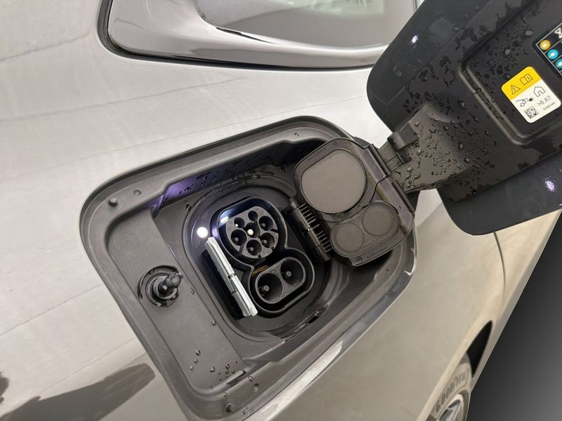 BMW i4 bild 33