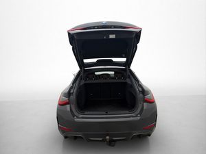BMW i4 bild 32