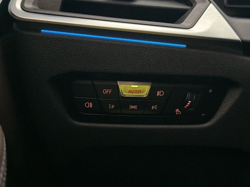 BMW i4 bild 16