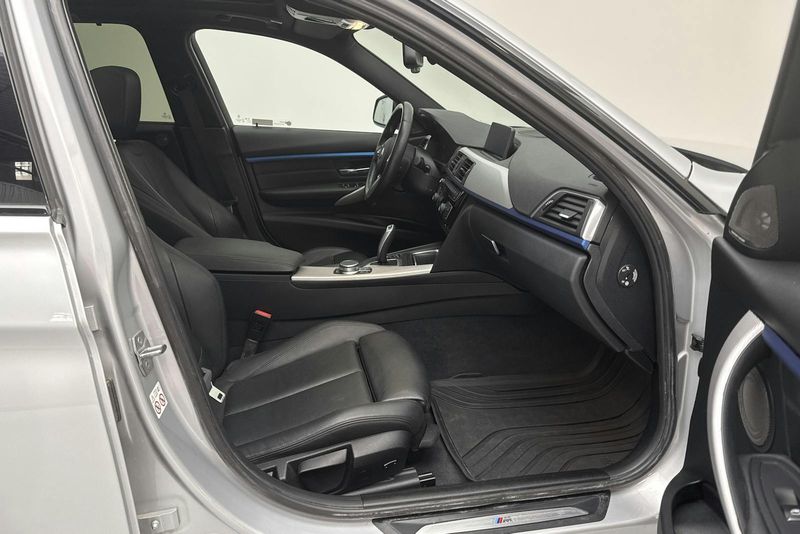 BMW 320 bild 7