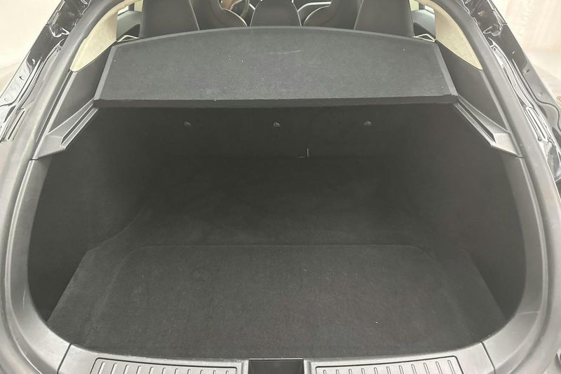 Tesla Model S bild 9