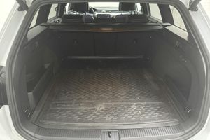 Volkswagen Passat bild 9
