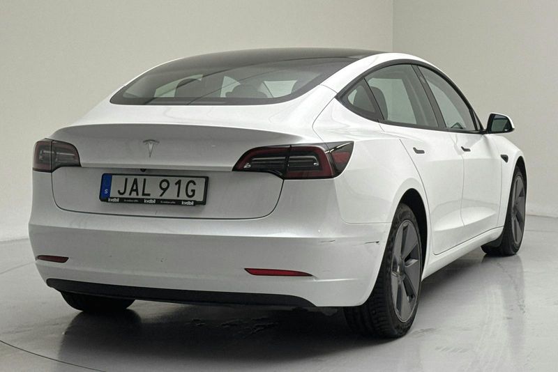 Tesla Model 3 bild 3