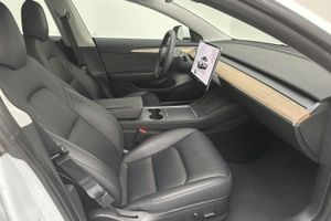 Tesla Model 3 bild 7