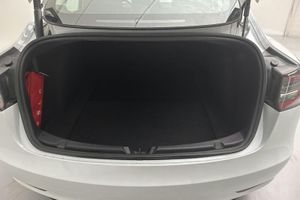 Tesla Model 3 bild 9