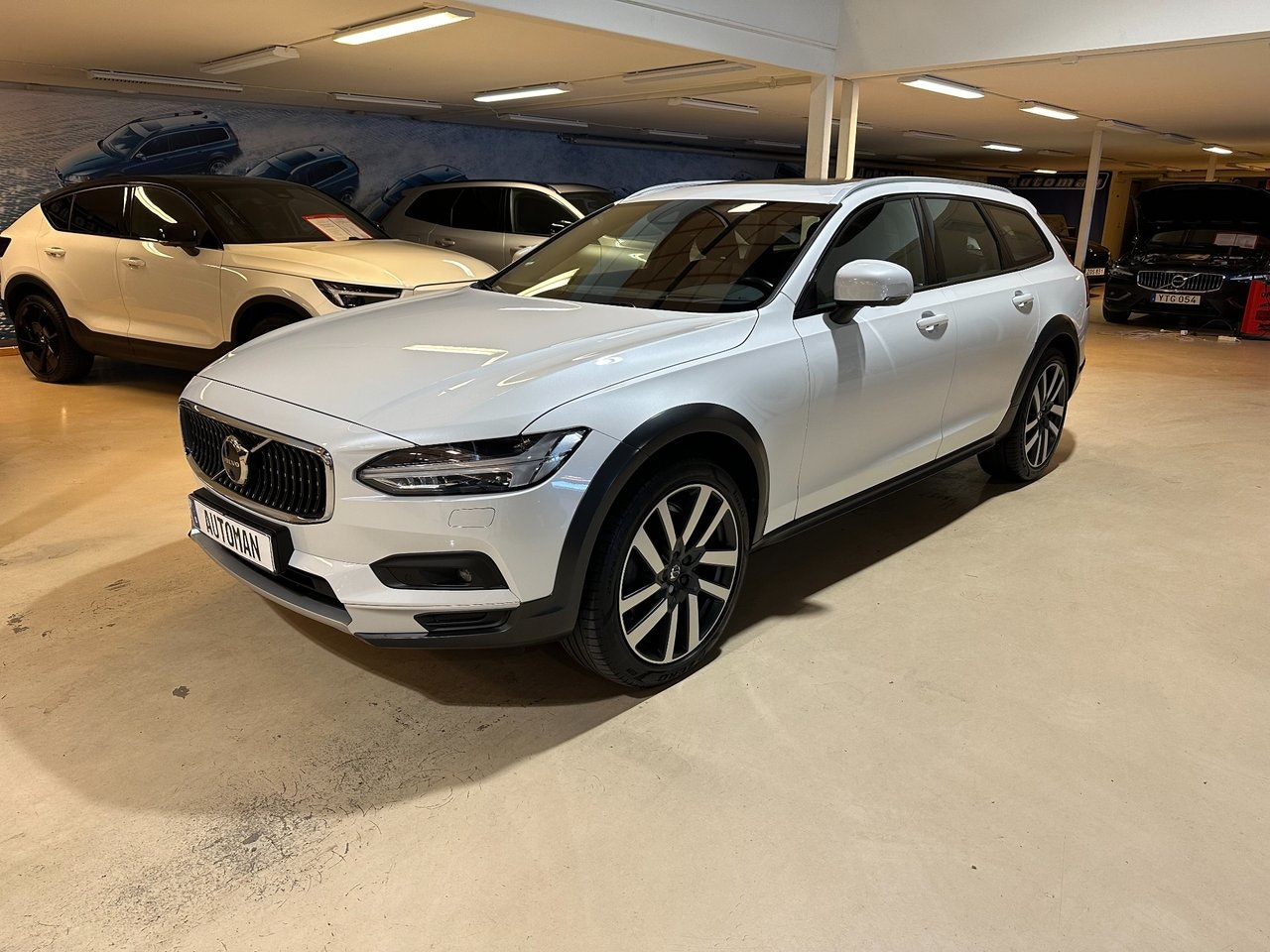 Volvo V90