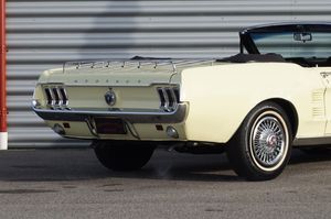 Ford Mustang bild 12