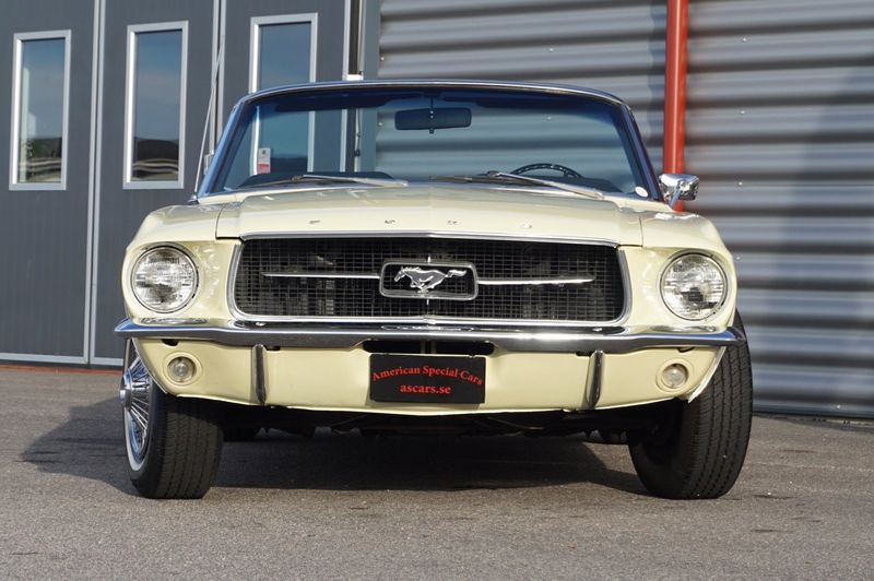 Ford Mustang bild 8