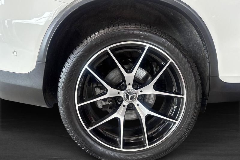 Mercedes GLC300 bild 5