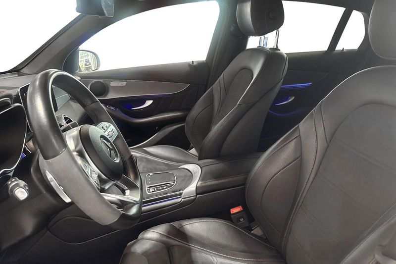 Mercedes GLC300 bild 11