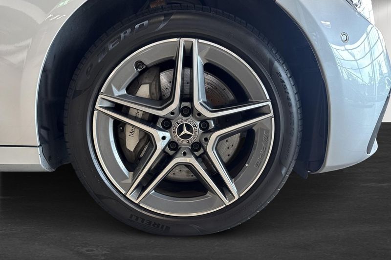 Mercedes E300 bild 11