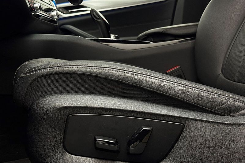 BMW 530 bild 13