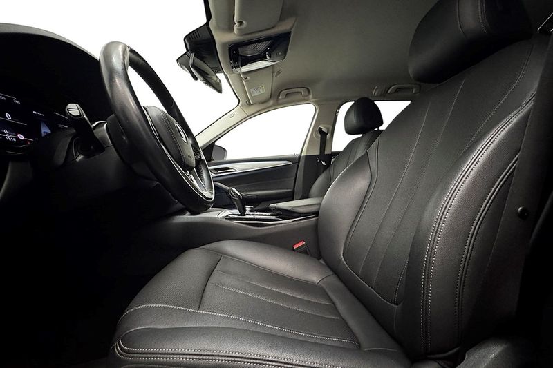 BMW 530 bild 11