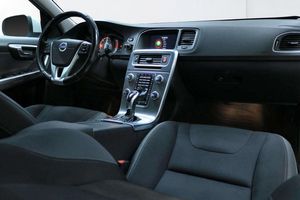 Volvo V60 bild 9