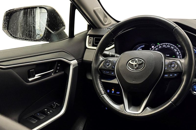 Toyota RAV4 bild 18
