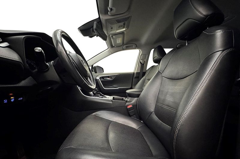 Toyota RAV4 bild 12