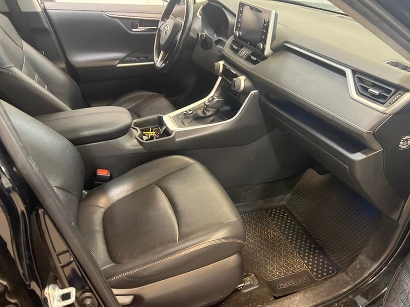 Toyota RAV4 bild 7