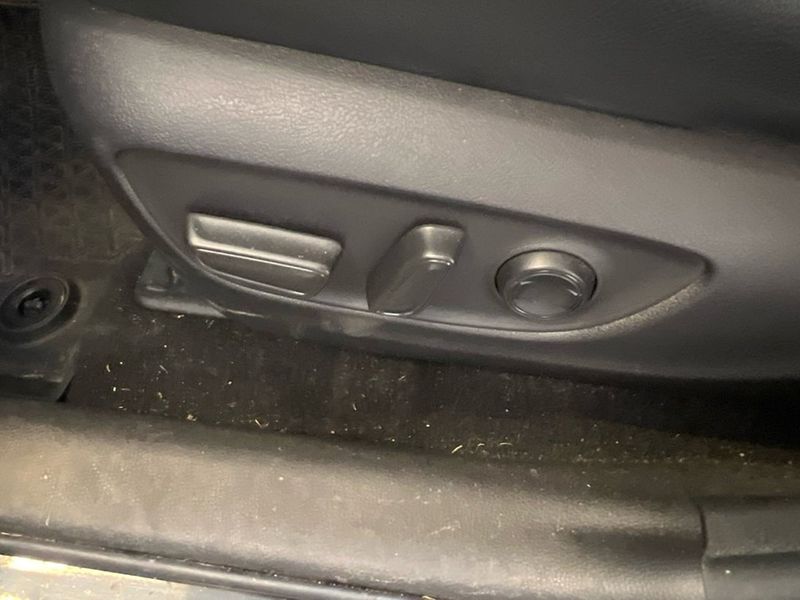 Toyota RAV4 bild 9