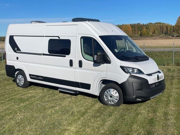 Bürstner Papillon Dieselvärme, Lithium, skinnklädsel, under 6 m, - 2027