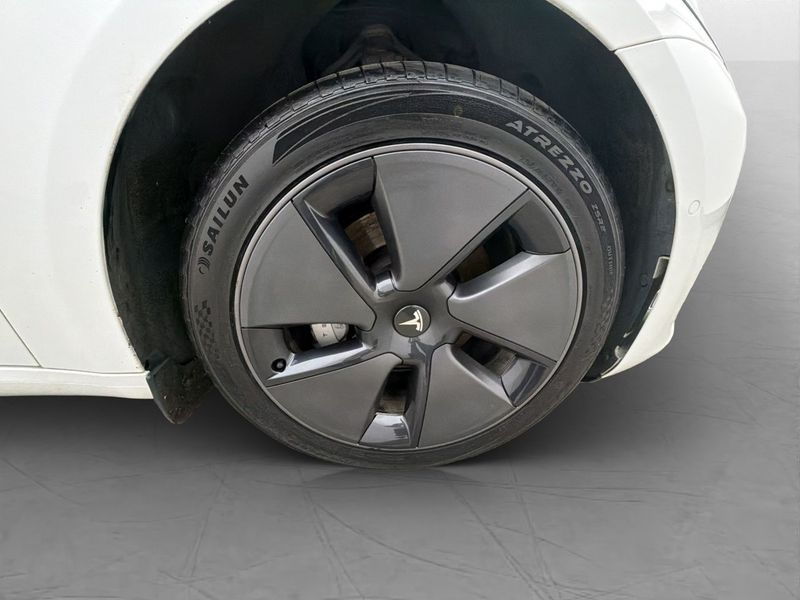Tesla Model 3 bild 34