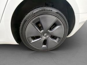 Tesla Model 3 bild 32