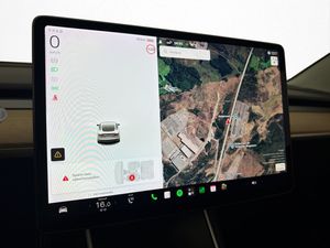 Tesla Model 3 bild 24