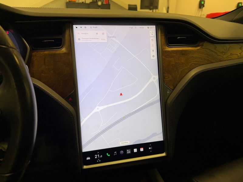 Tesla Model S bild 18