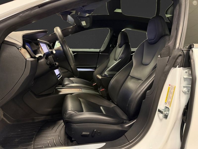 Tesla Model S bild 8