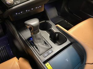 Lexus ES bild 13
