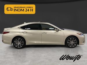 Lexus ES bild 3
