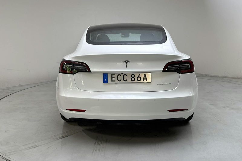 Tesla Model 3 bild 5