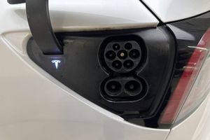 Tesla Model 3 bild 18
