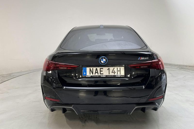 BMW i4 bild 27