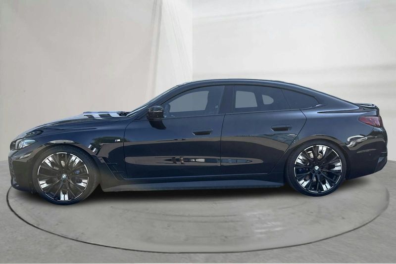 BMW i4 bild 2