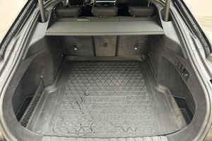BMW i4 bild 28