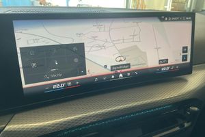 BMW i4 bild 12