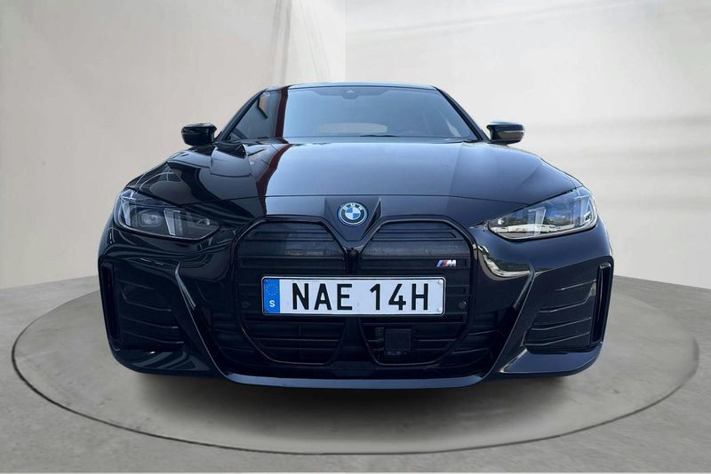 BMW i4 bild 4