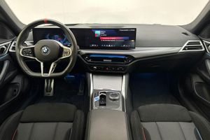 BMW i4 bild 31