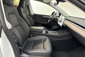 Tesla Model Y bild 7