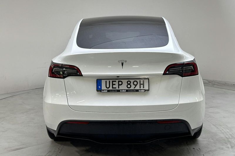 Tesla Model Y bild 5