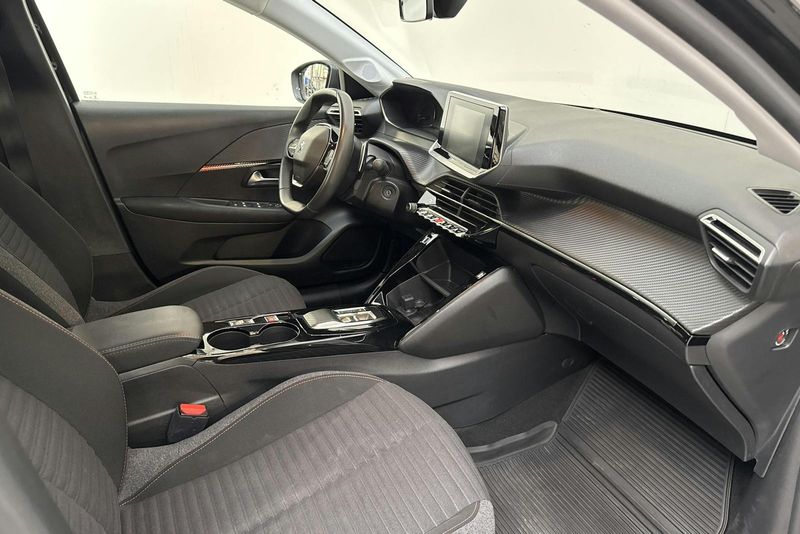 Peugeot 208 bild 7