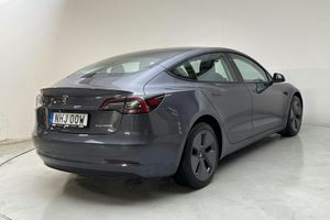 Tesla Model 3 bild 3