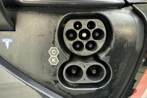 Tesla Model 3 bild 15