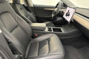 Tesla Model 3 bild 7
