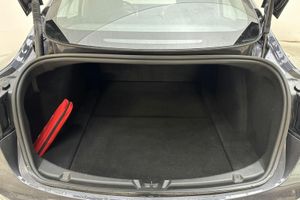 Tesla Model 3 bild 9