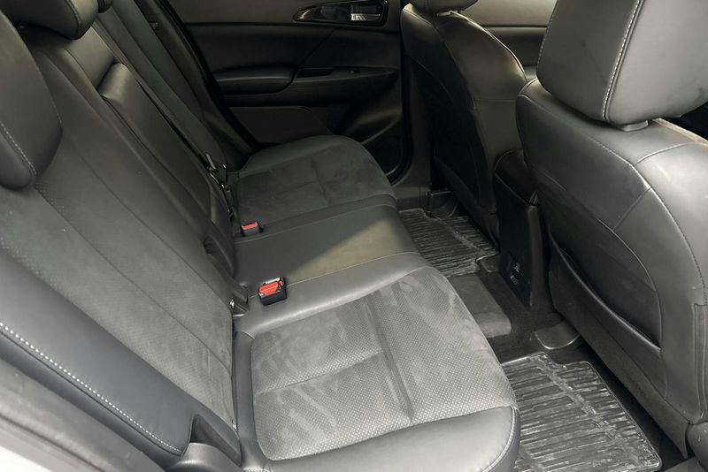Mitsubishi Eclipse Cross bild 8